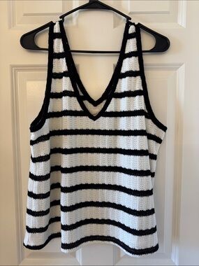 Universal Thread Black & White Striped V‑Neck Knit Openwork Tank